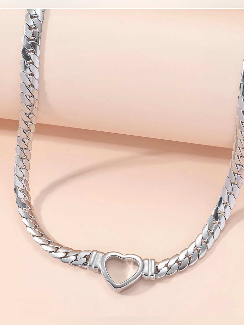Silver Heart Link Necklace